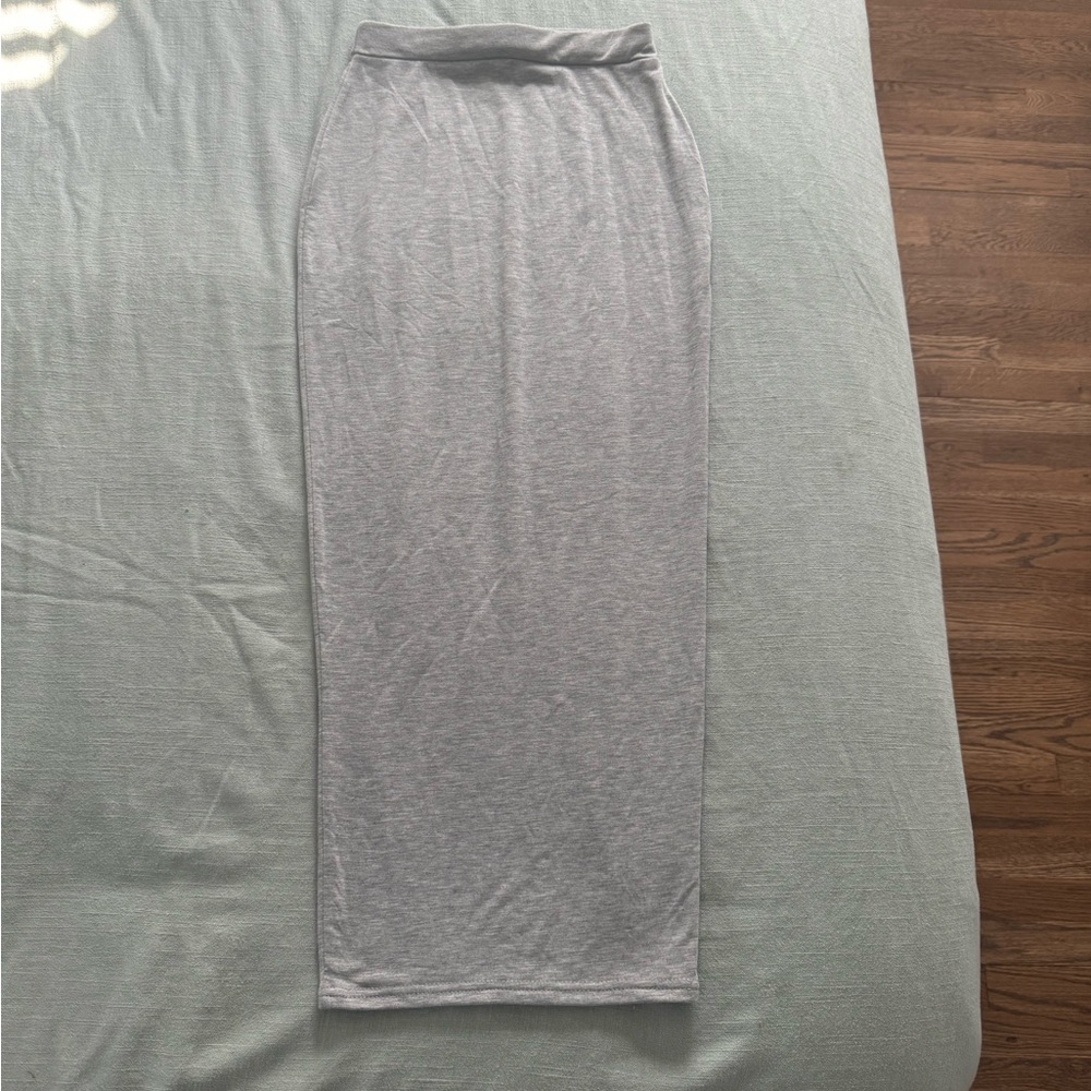 Missguided Tube Skirt - Picture 2 of 5